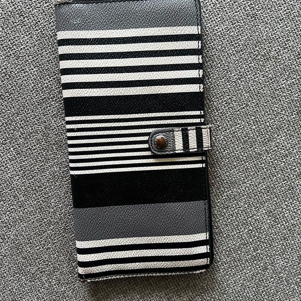 Black and White Striped Passport Wallet/Travel Organizer